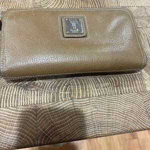 Tignanello Women Tan Leather Zip Around Wallet Clutch Card Slots